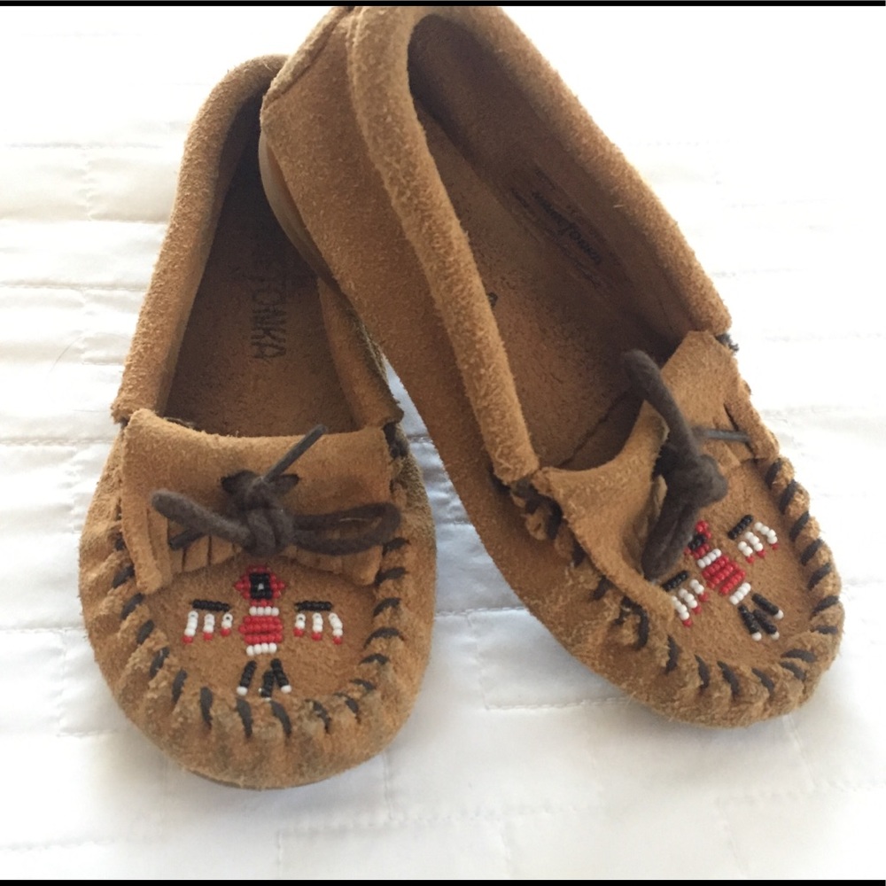 Minnetonka Thunderbird moccasins